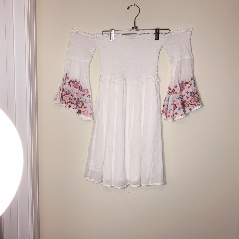 Altard State off shoulder white embroider size S - Picture 2 of 3
